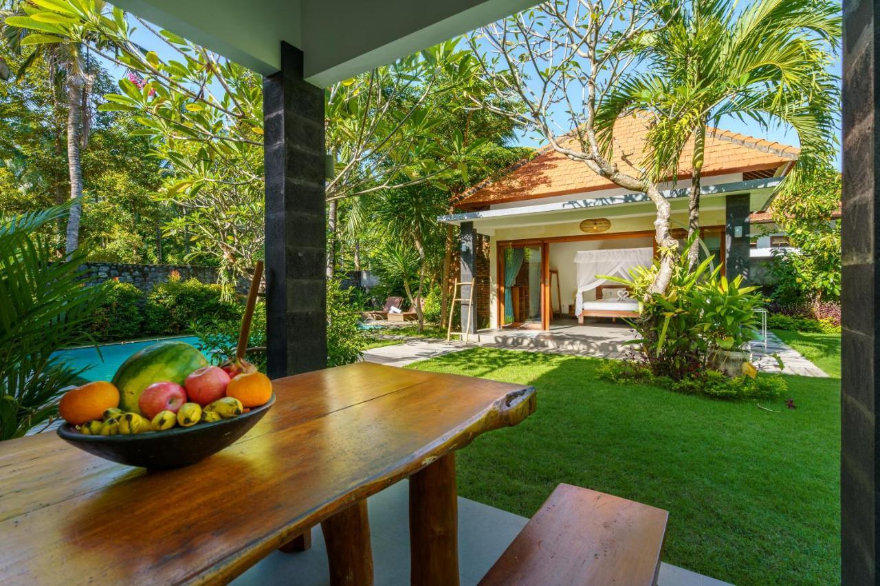 Coco Garden Pool Villas Kubutambahan  Buitenkant foto