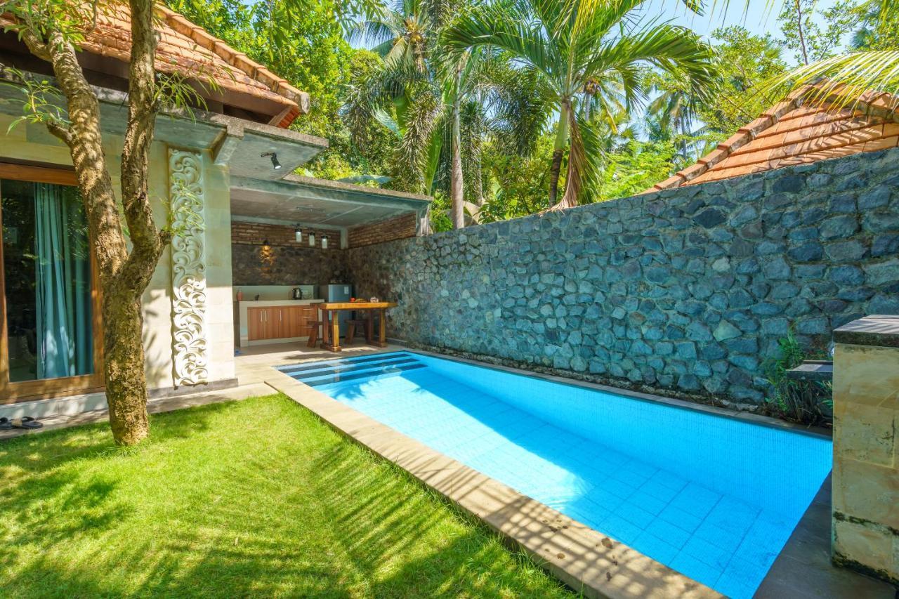 Coco Garden Pool Villas Kubutambahan  Buitenkant foto