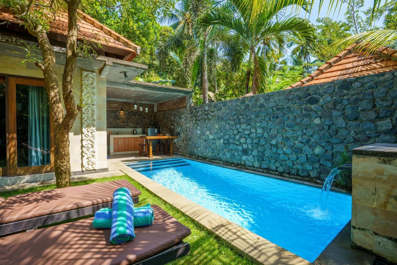 Coco Garden Pool Villas Kubutambahan  Buitenkant foto