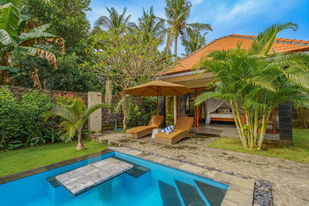 Coco Garden Pool Villas Kubutambahan  Buitenkant foto